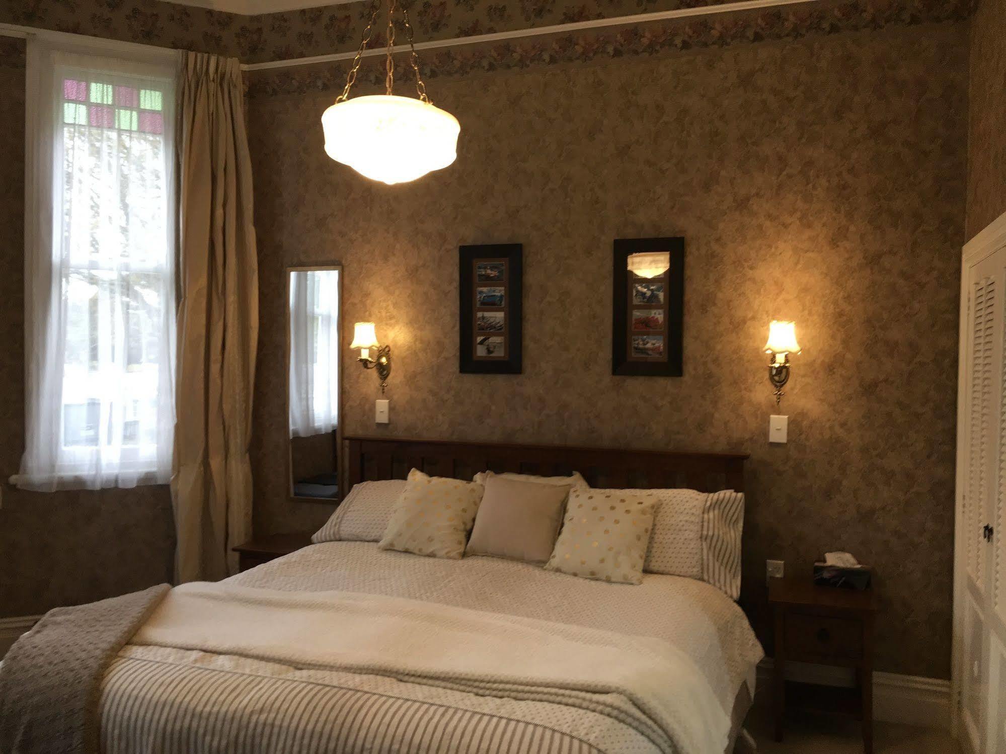 Chelsea House Bed & Breakfast Уангарей Екстериор снимка